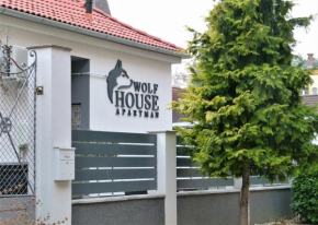 Wolf House Apartman